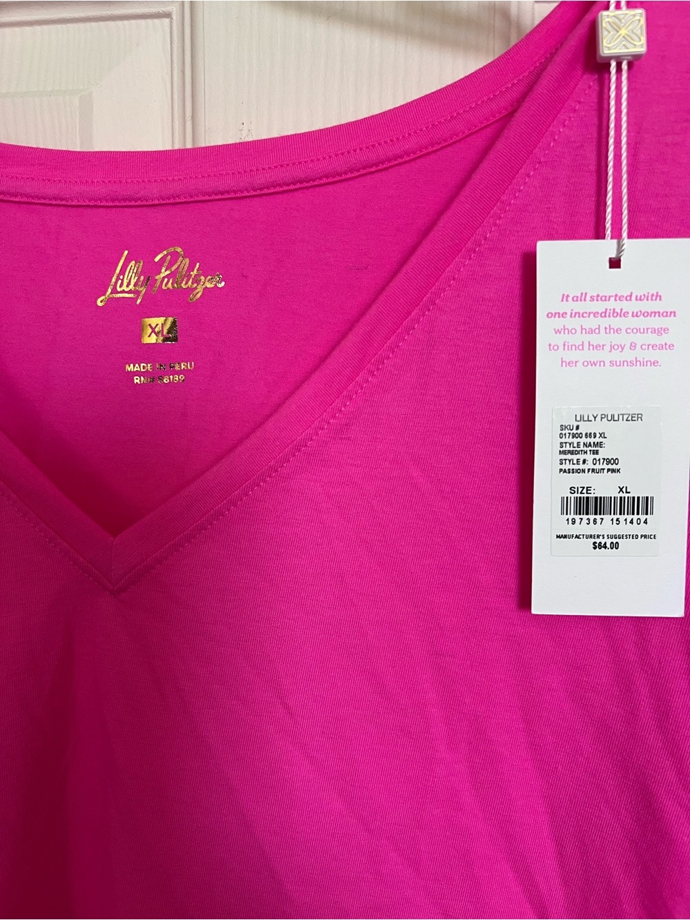 NWTO Lilly Pulitzer passion fruit pink Meredith V-Neck Short Sleeve Women's Top - Picture 2 of 4